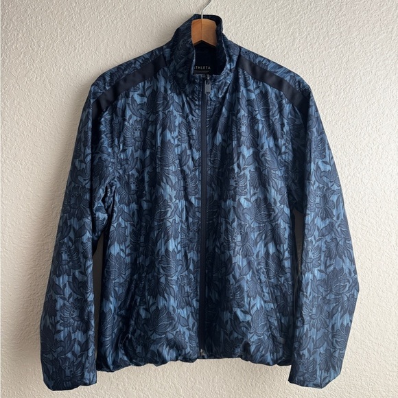 ATHLETA Sightseer Lace Ethereal Bloom Cottage Blue Jacket Size Small P - Picture 4 of 12